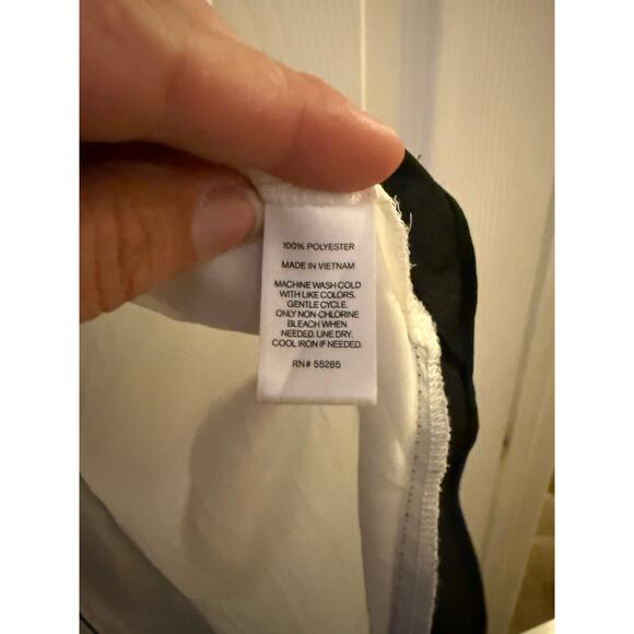 White sheer top from express size small - Picture 5 of 6